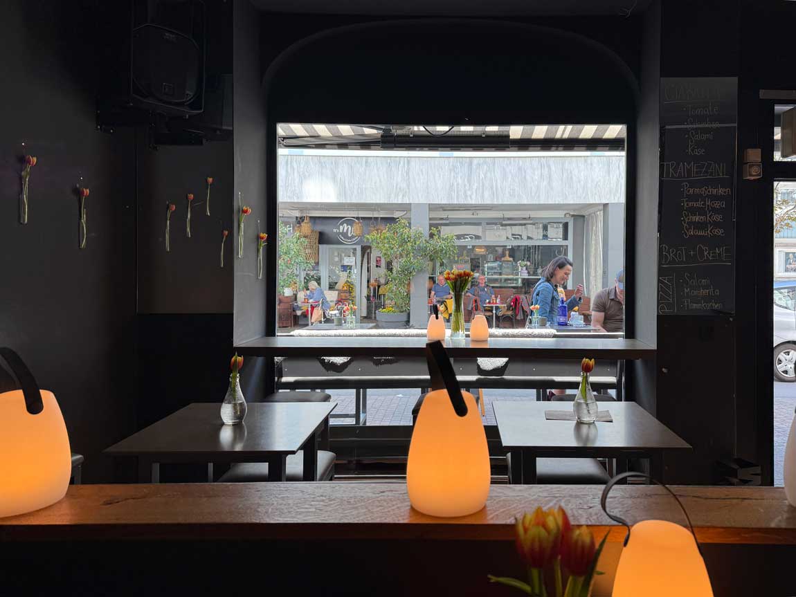 Look outside - Edgar's Café Bar 